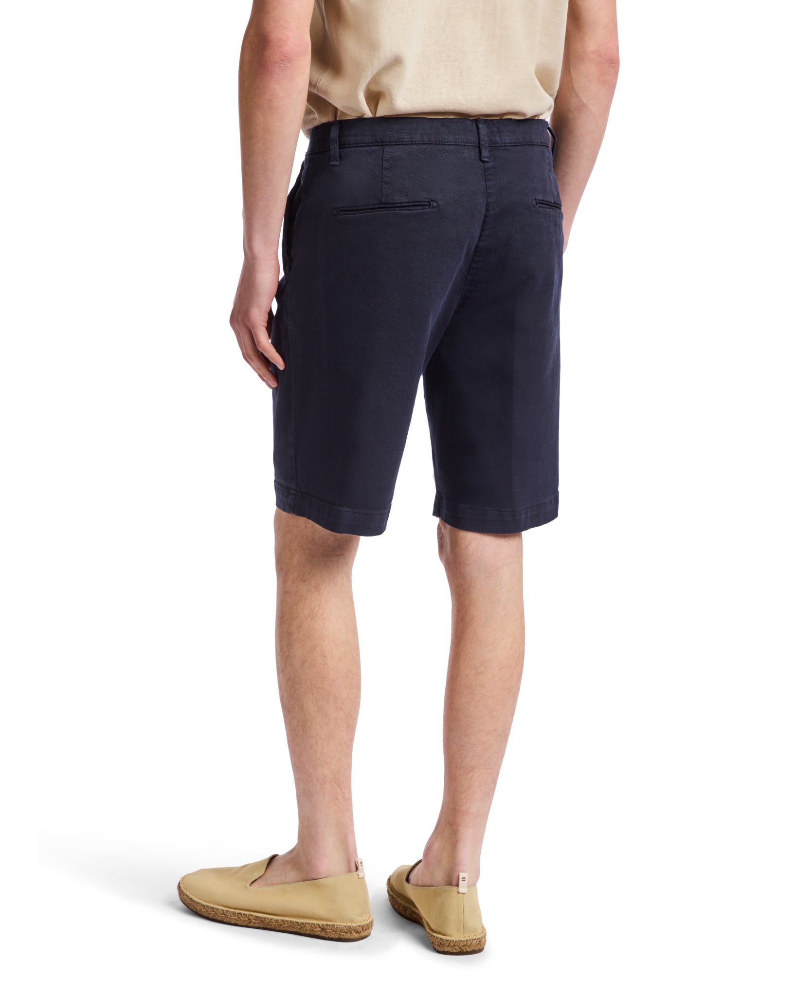 Easton - High-waisted blue bermuda shorts with pleats