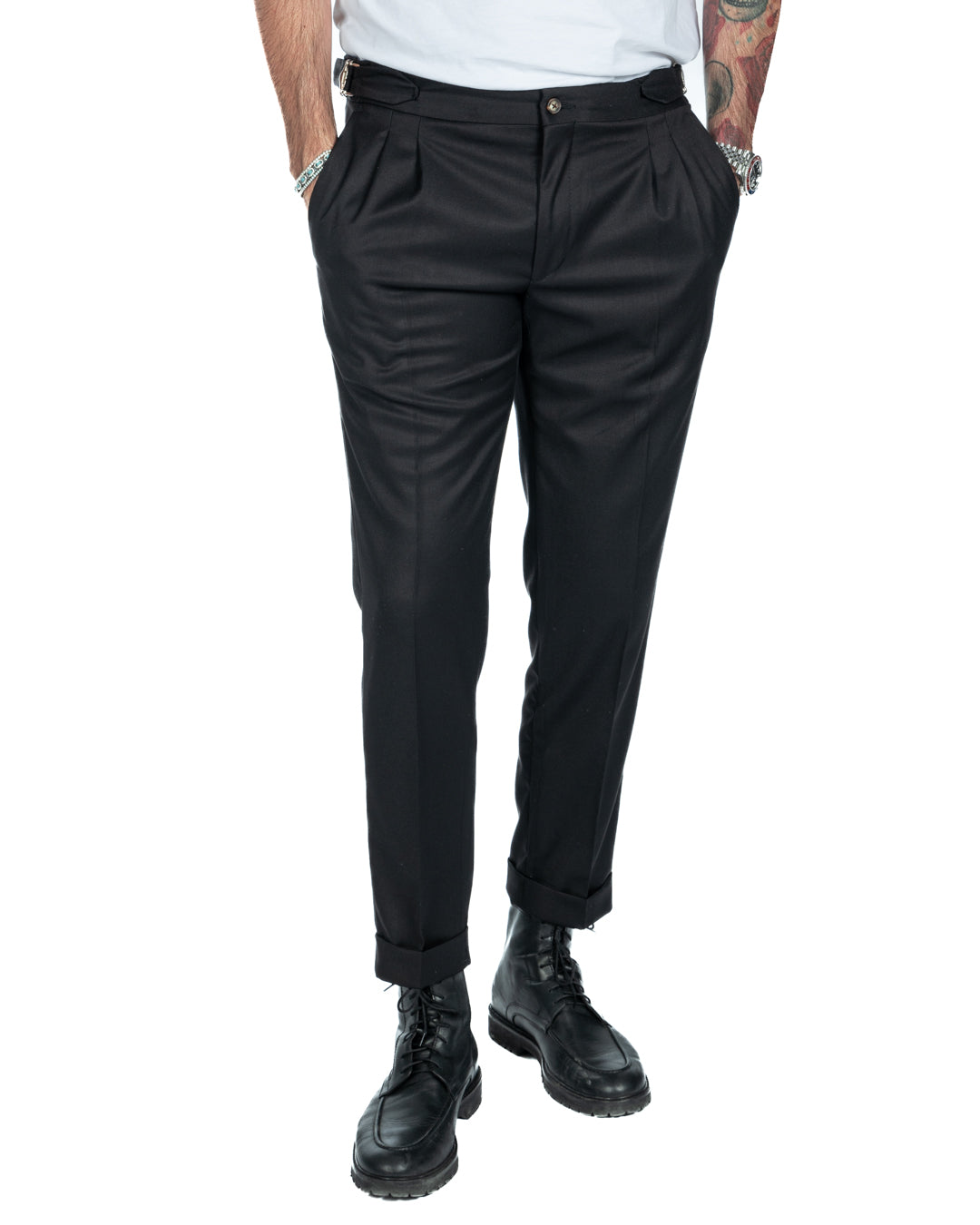 Otranto - black trousers with buckles and pleats