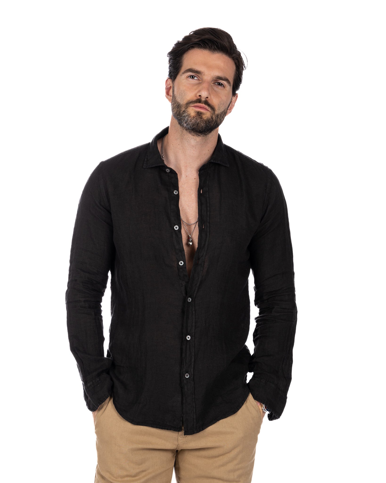 Montecarlo - shirt in pure black linen