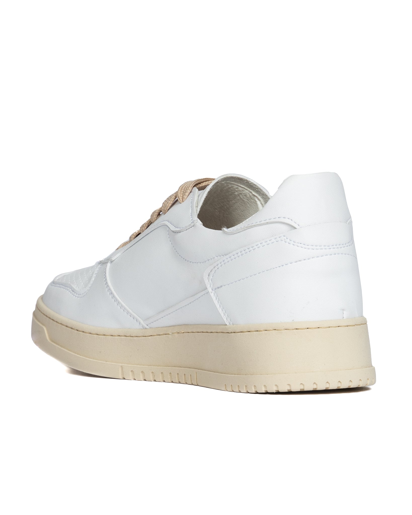 S07 - baskets en cuir blanc
