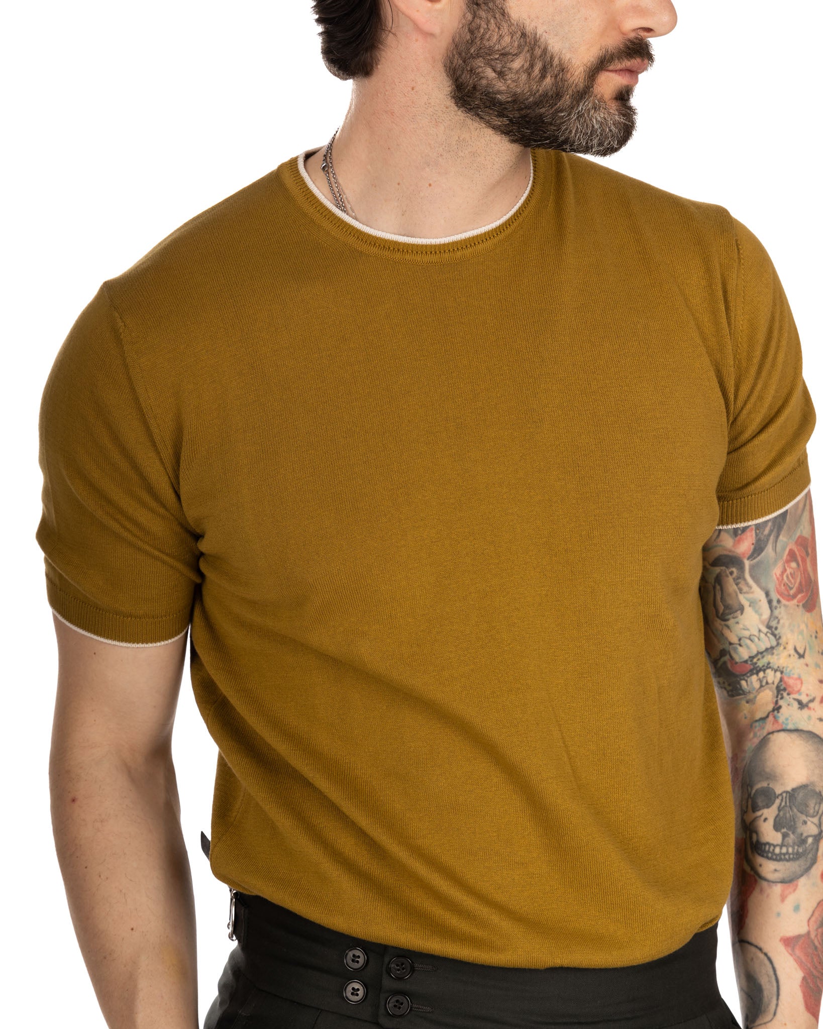 Holger - t-shirt en maille camel avec contraste