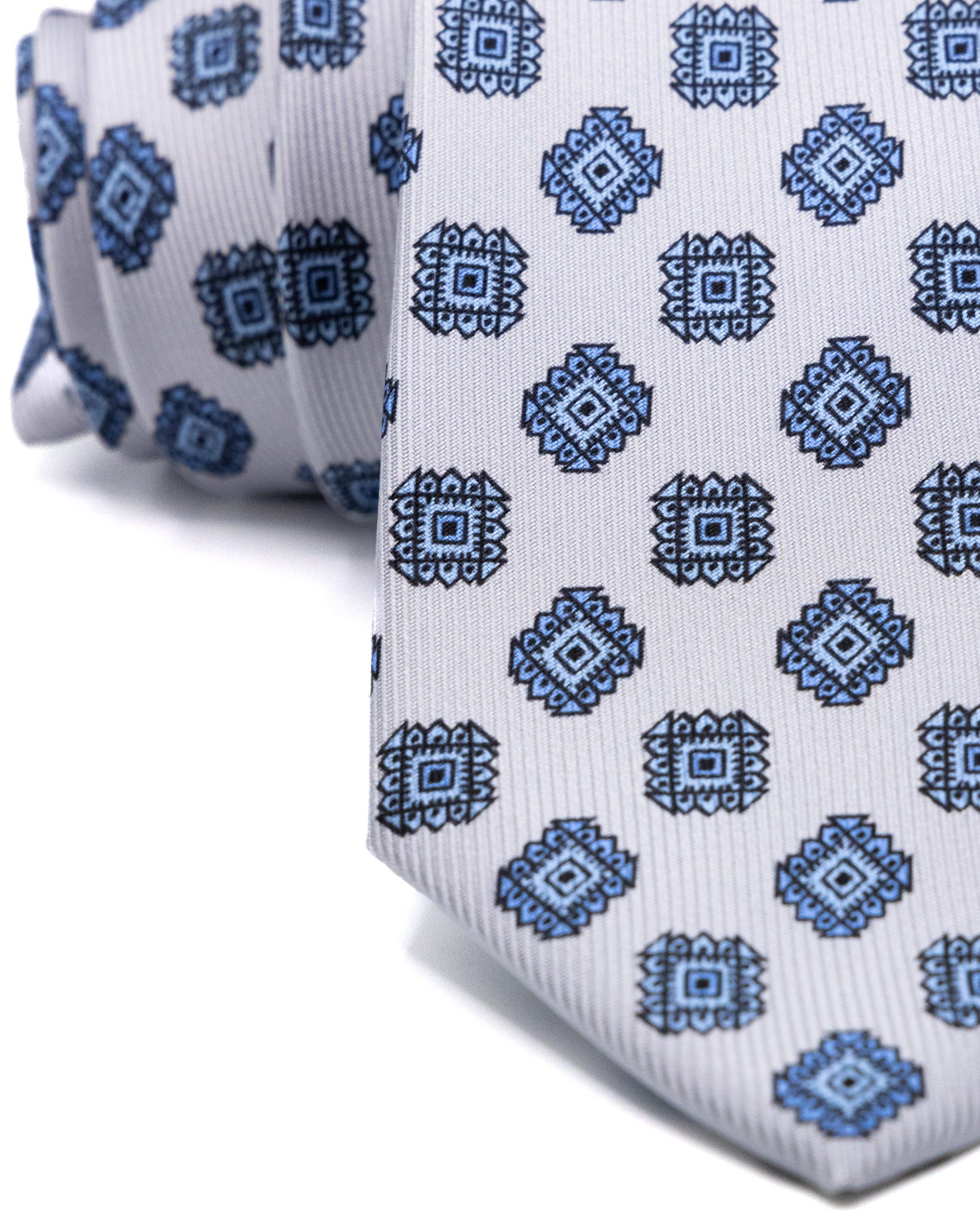 Tie - in blue woven silk