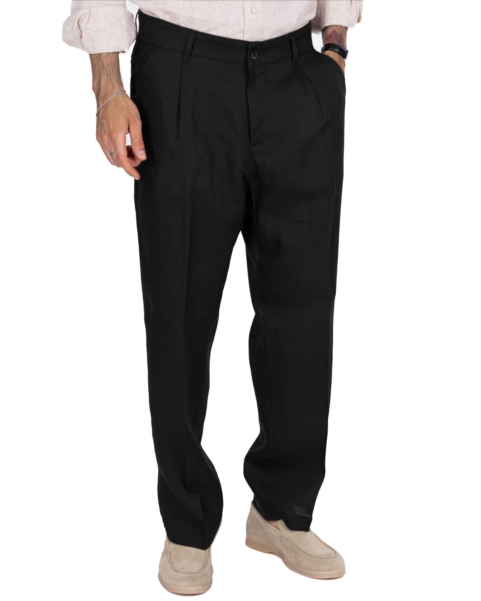 Lucas - wide trousers in pure black linen with pleats