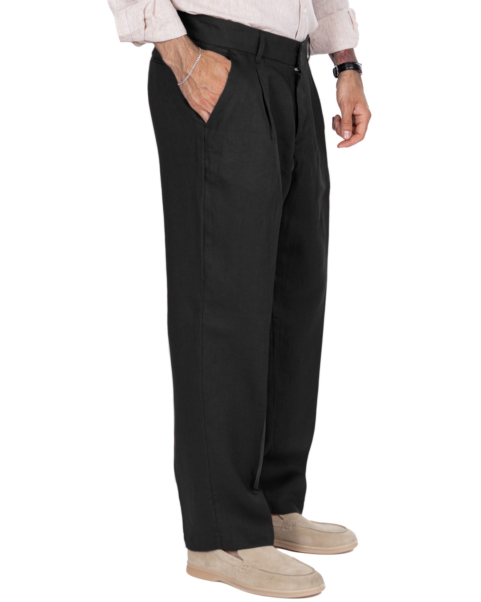 Lucas - wide trousers in pure black linen with pleats