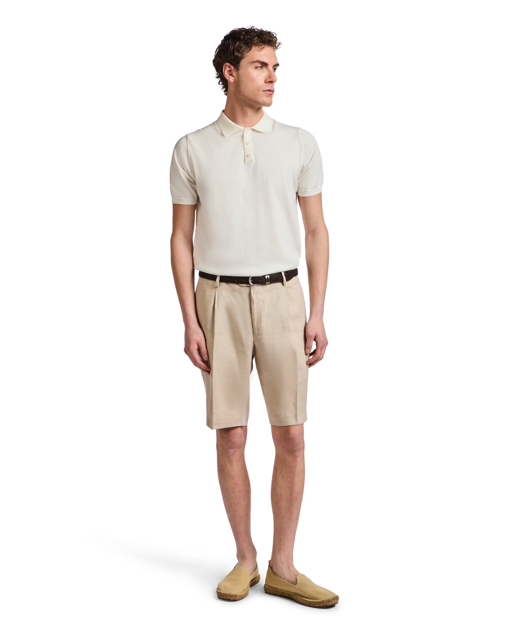 Rowan - high-waisted bermuda shorts with string pleats