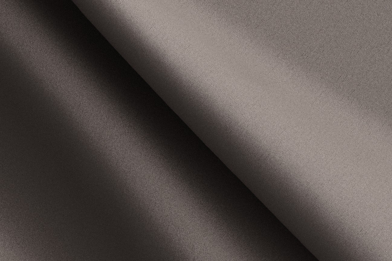 Abito su misura lana e seta 150s beige Caccioppoli