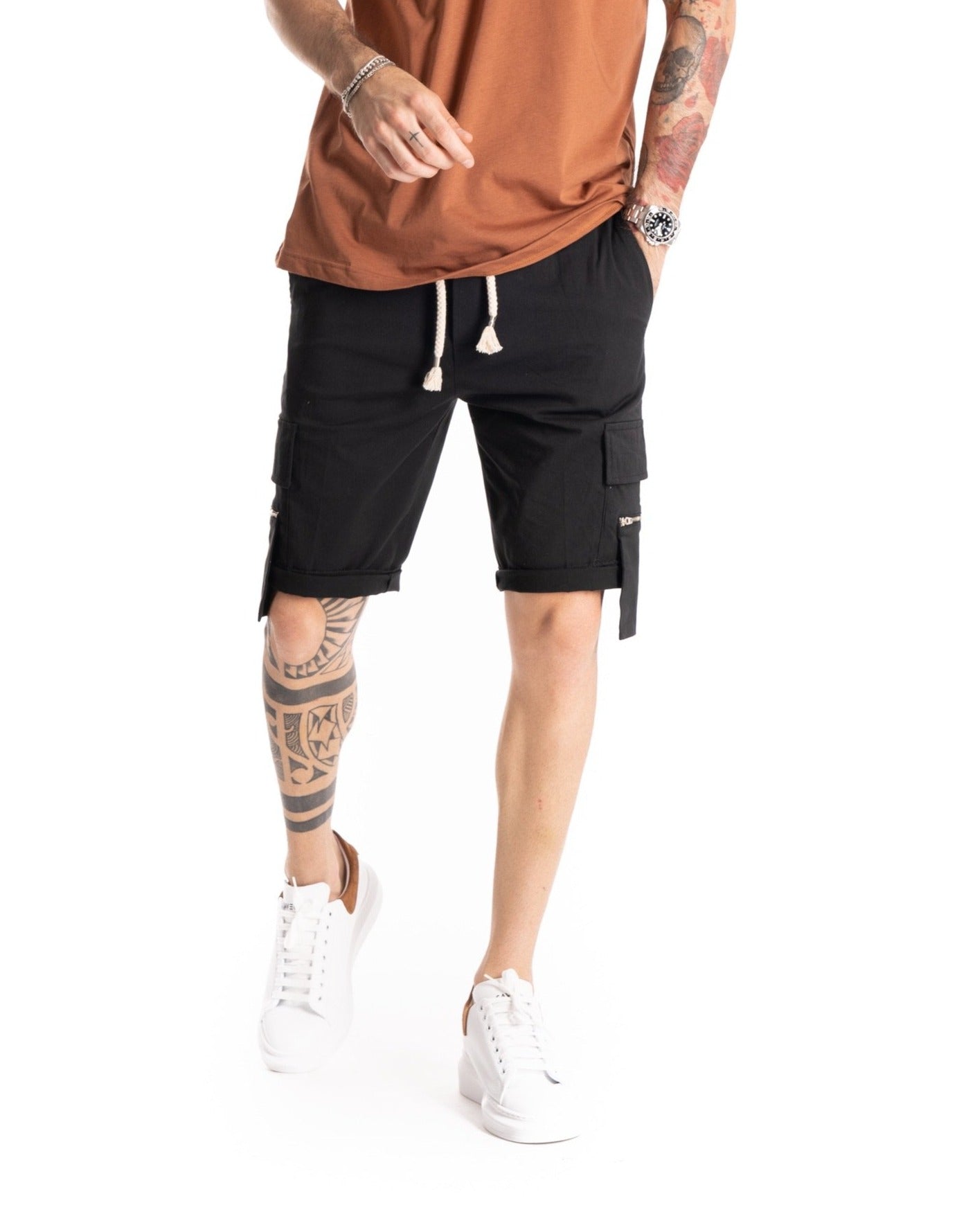 VINCE - BLACK BERMUDA WITH BIG POCKET