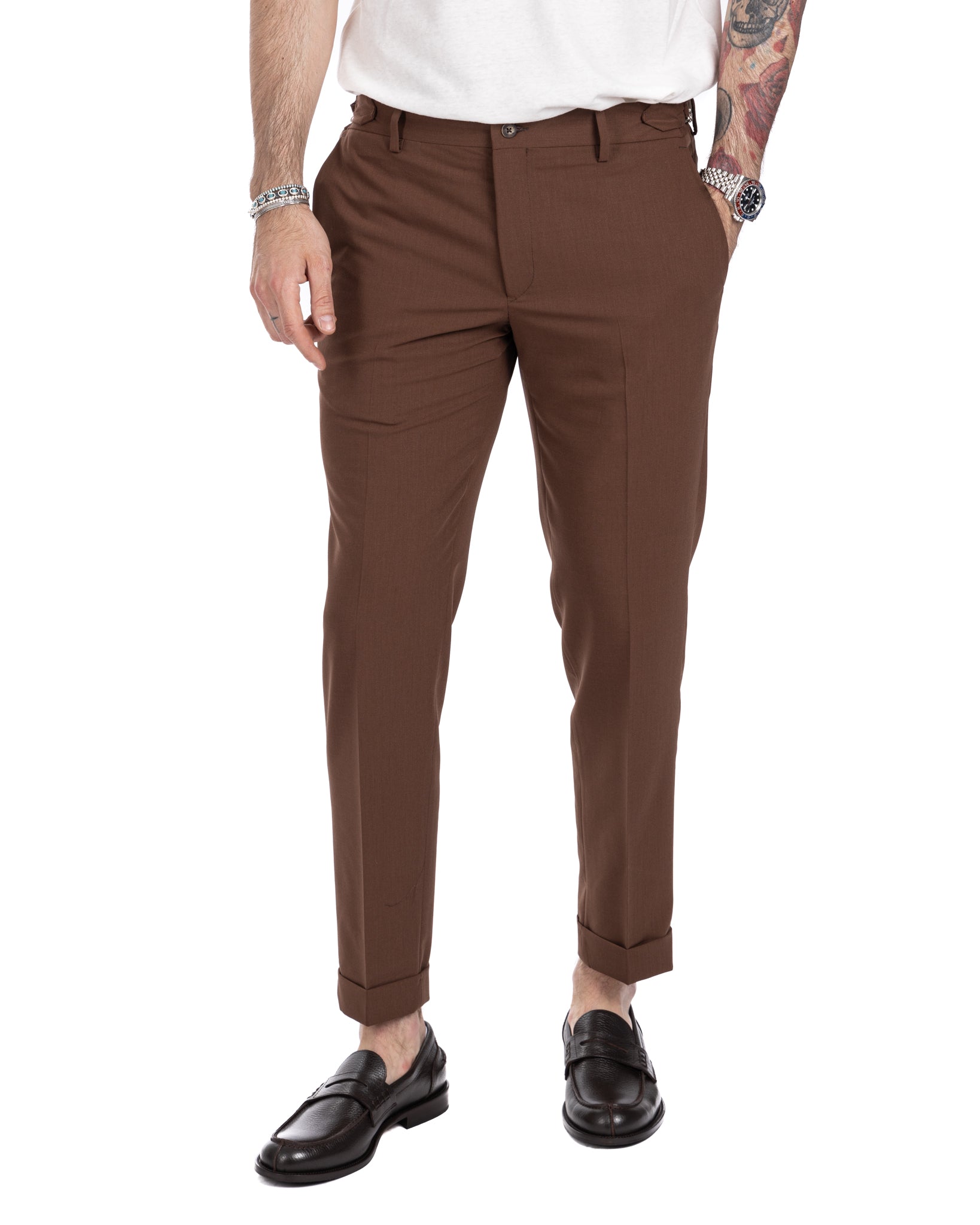 Trani - trousers with dark brown buckles