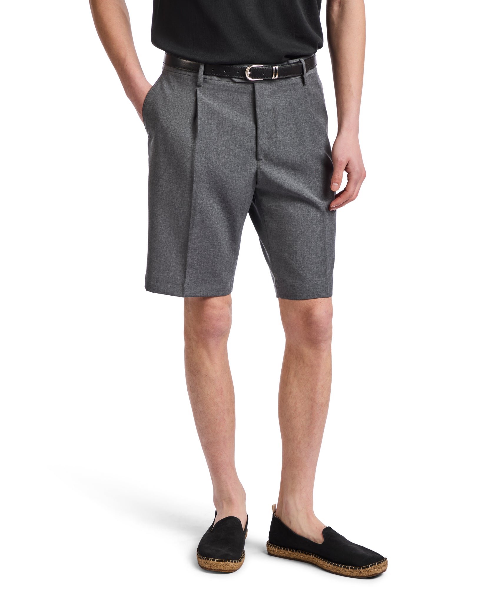 Colton - High-waisted Bermuda Shorts with Darts Charcoal