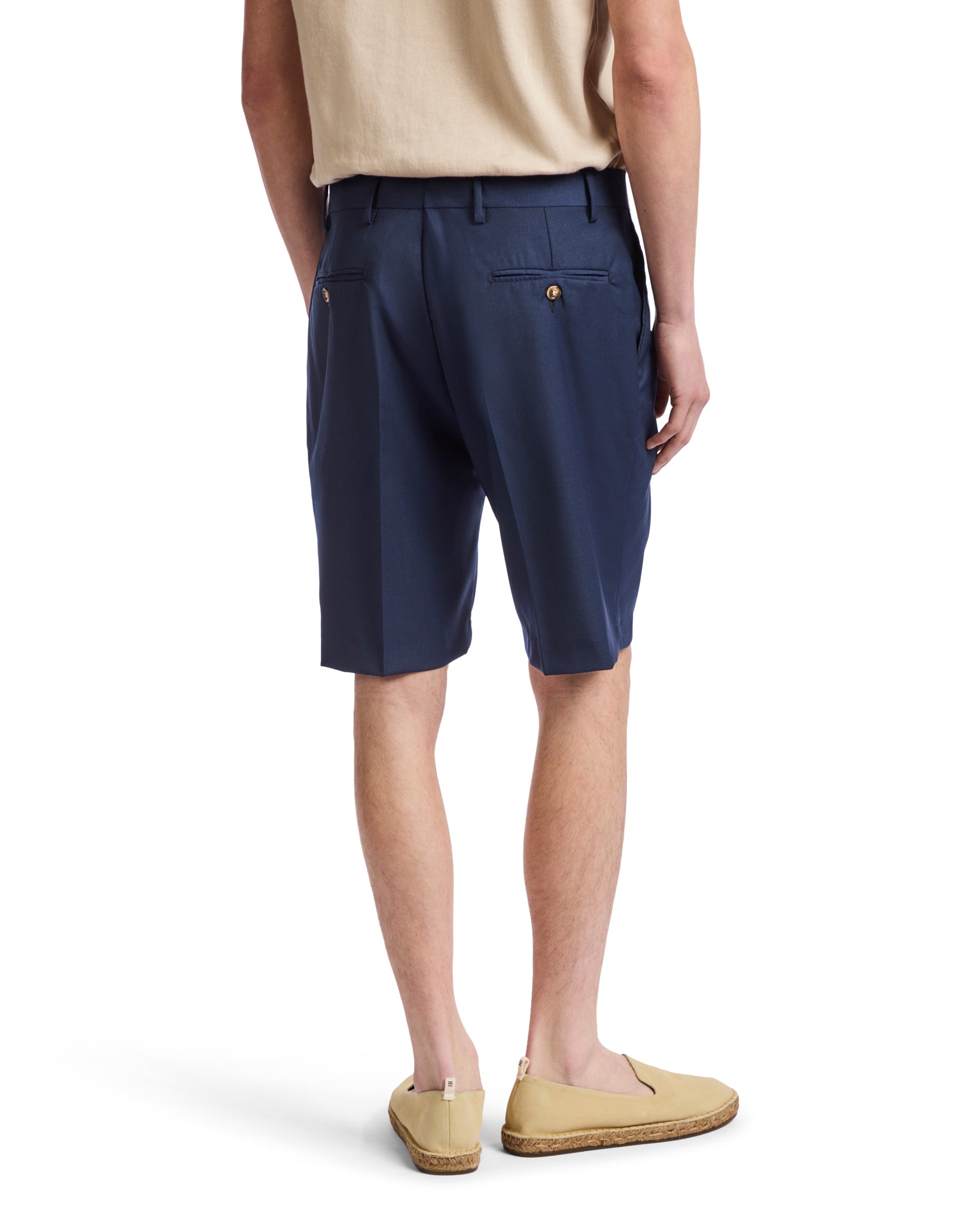 Colton - High-waisted Bermuda shorts with blue pleats