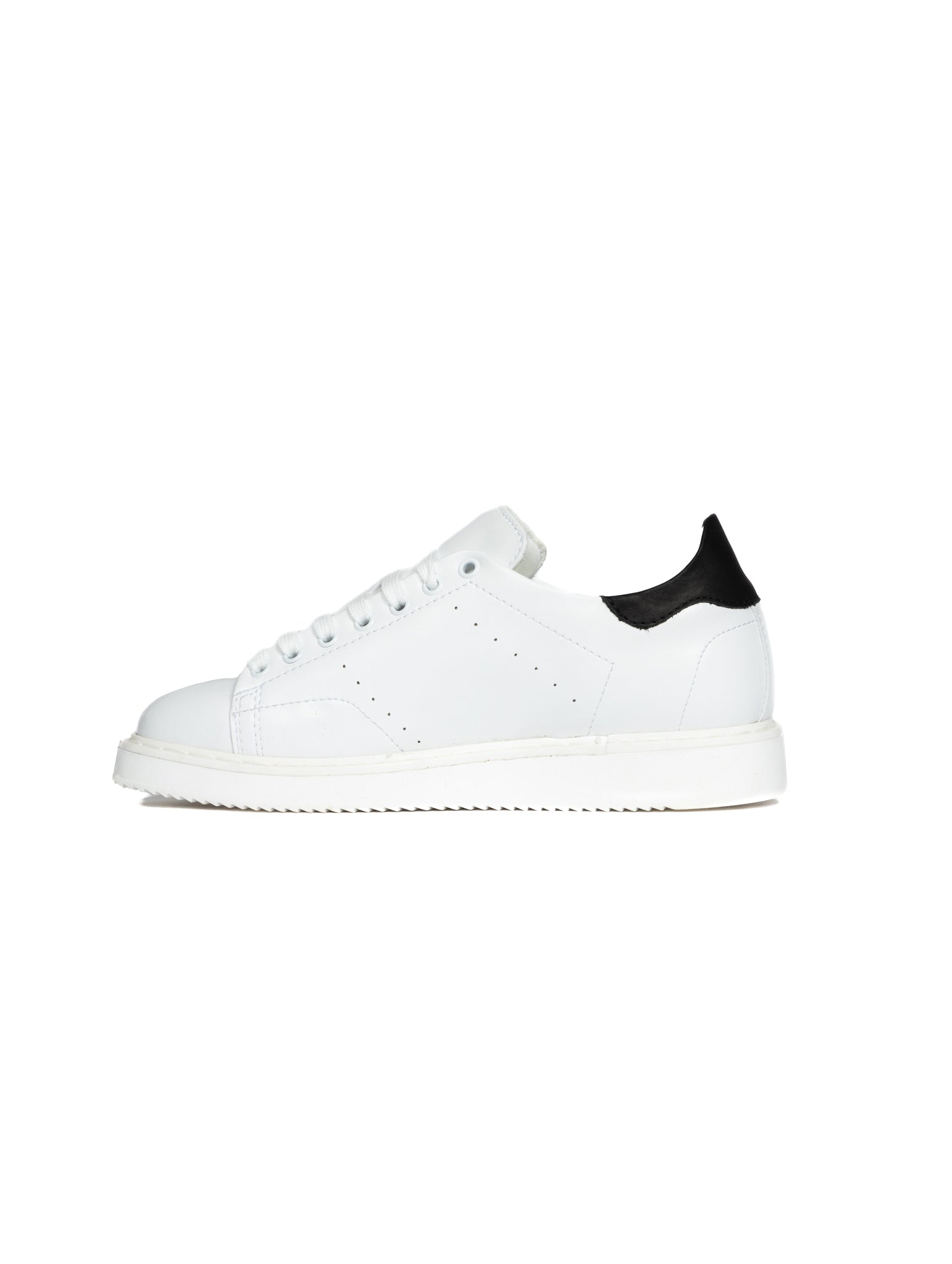 S01 - white leather sneakers with black details