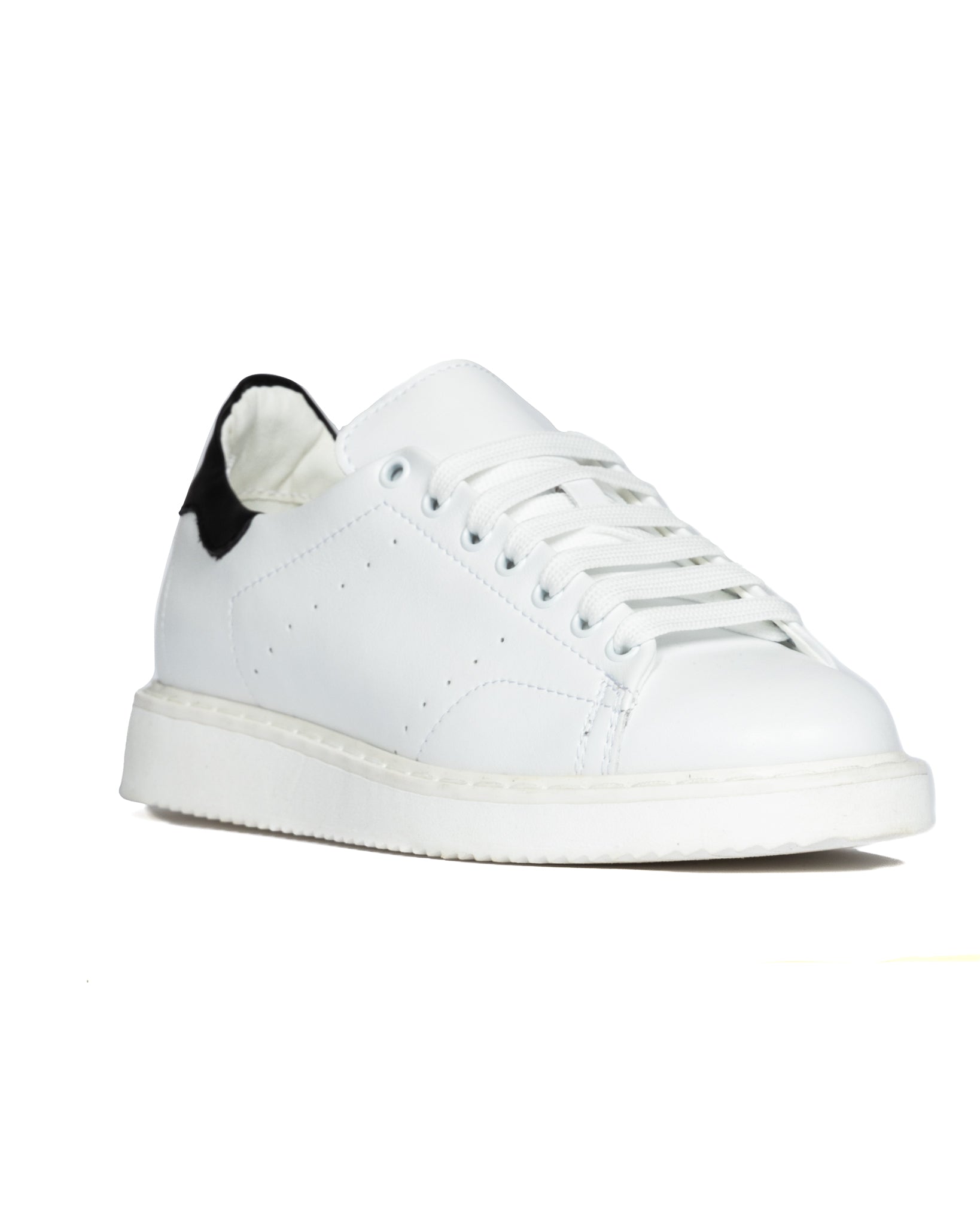 S01 - sneakers in pelle bianca dettagli neri