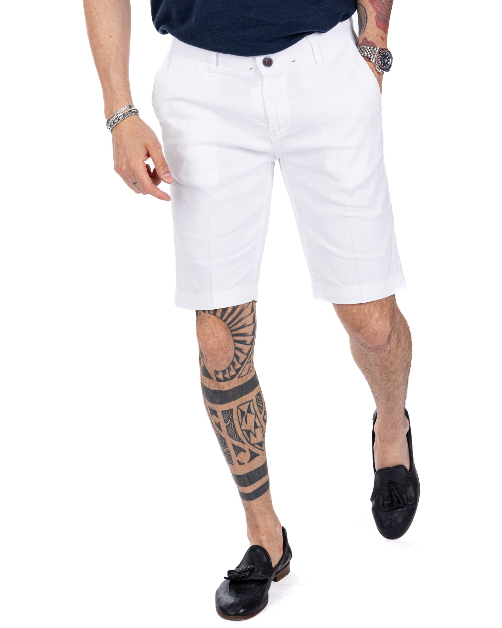 Mustique - white stretch linen Bermuda shorts