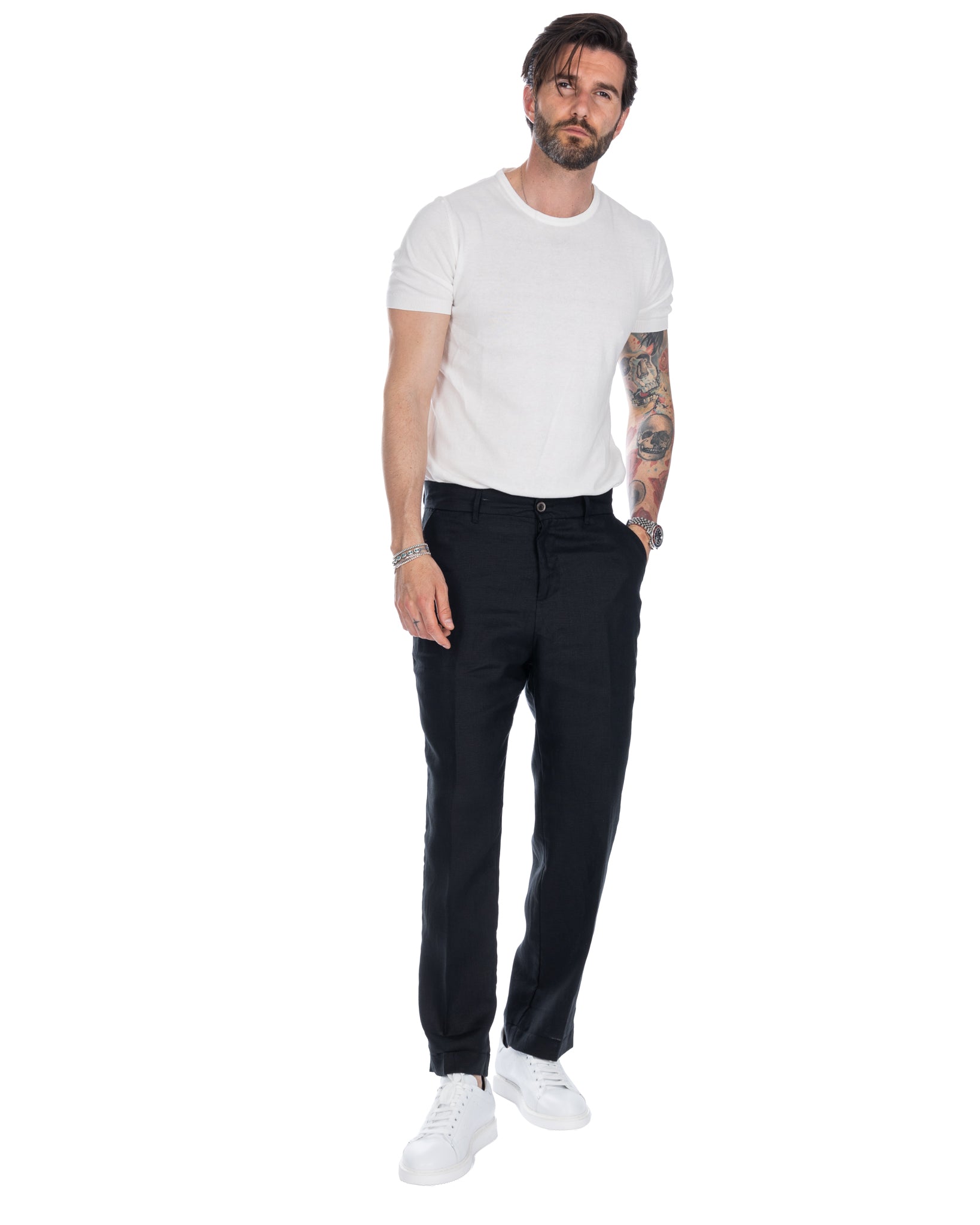 Lucas - wide black trousers in pure linen