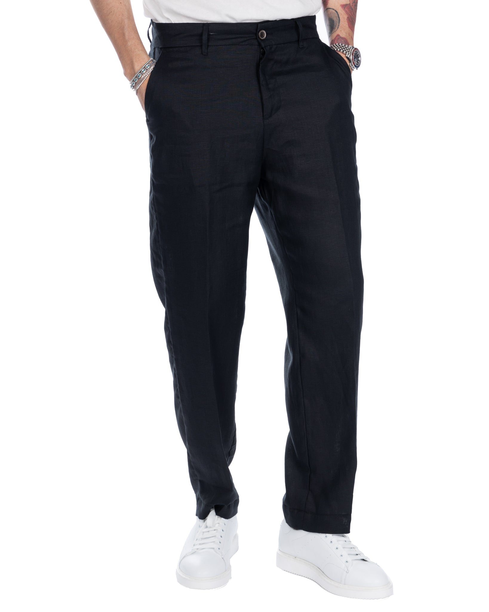 Lucas - wide black trousers in pure linen