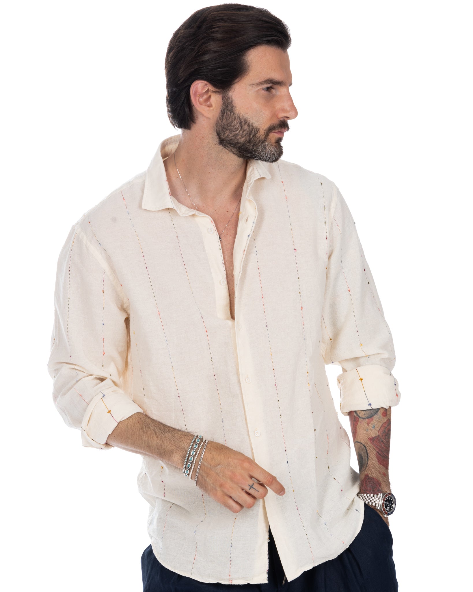 Arcobaleno - camicia beige con ricami