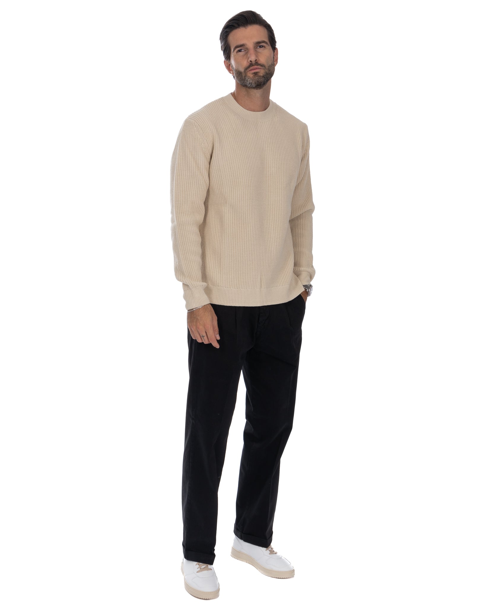 Sven - beige ribbed crew neck sweater