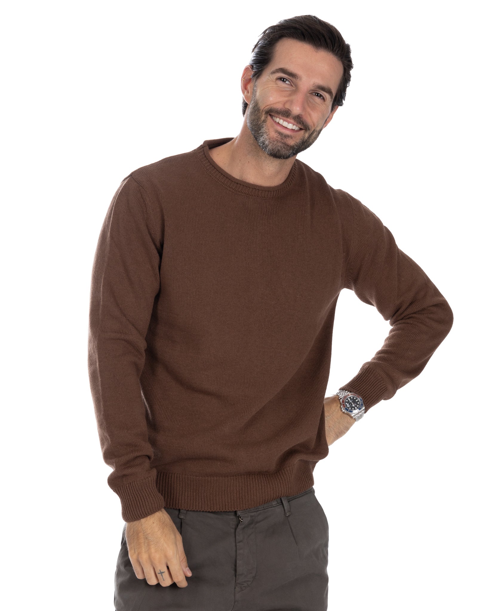 Adak - camel crew neck sweater