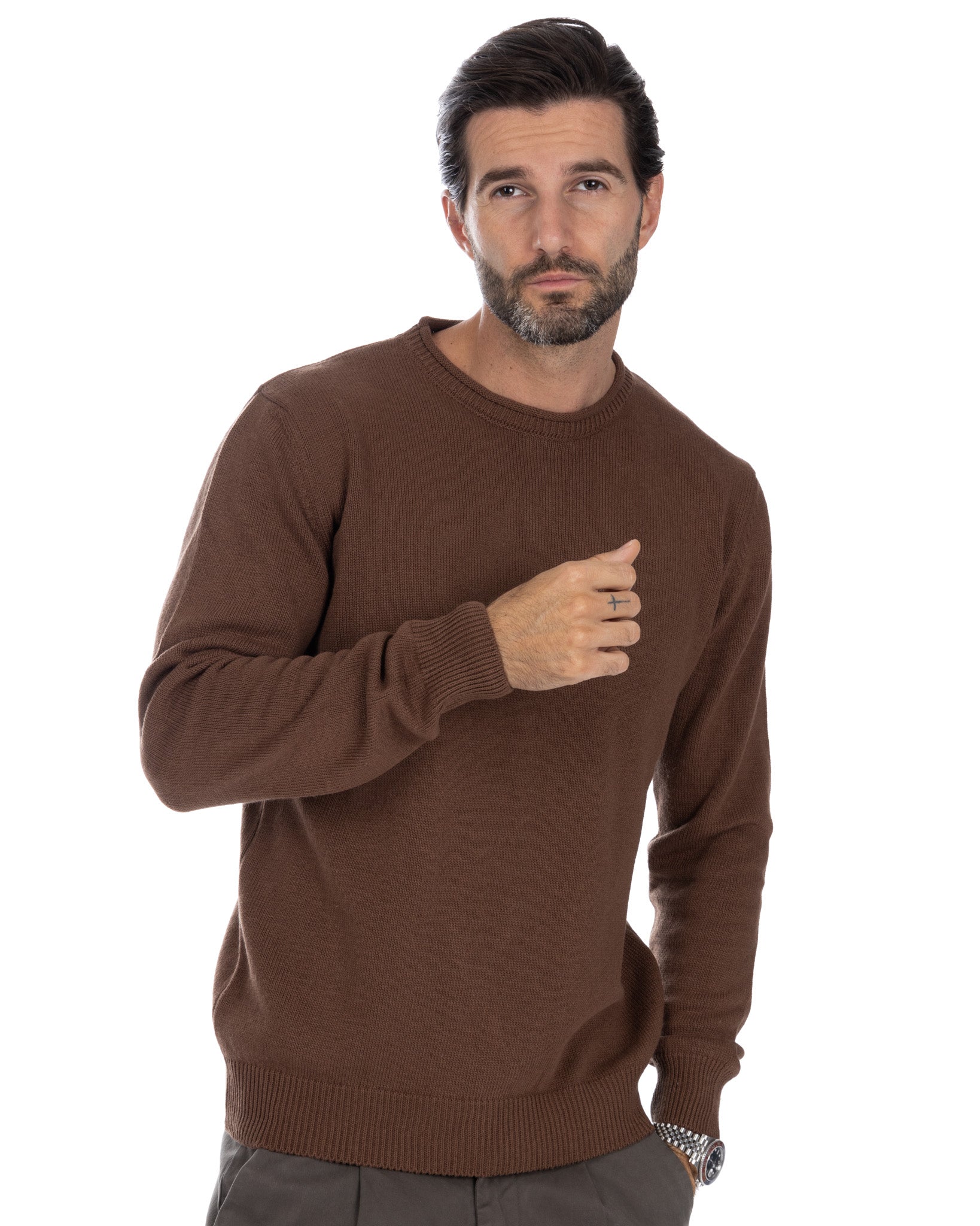 Adak - camel crew neck sweater