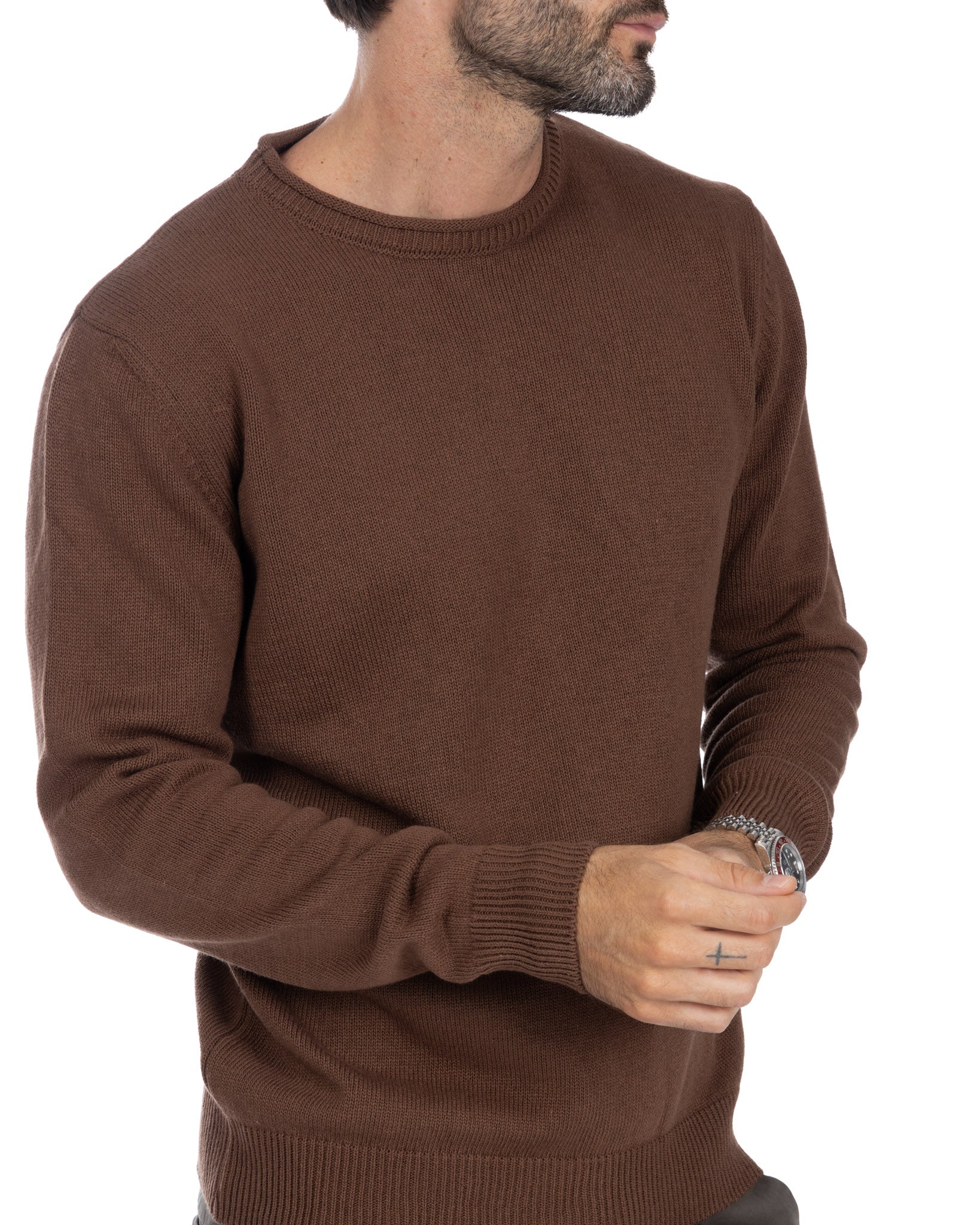 Adak - camel crew neck sweater