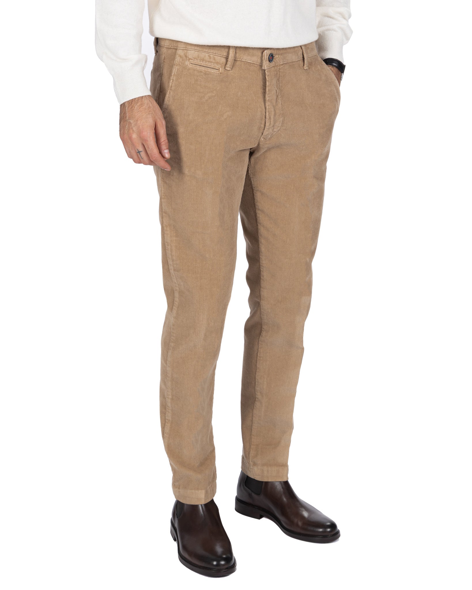 Harlan trousers in tobacco velvet
