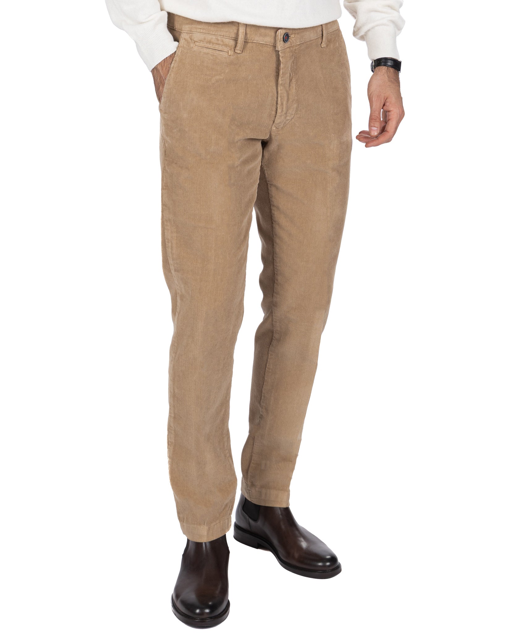 Harlan trousers in tobacco velvet