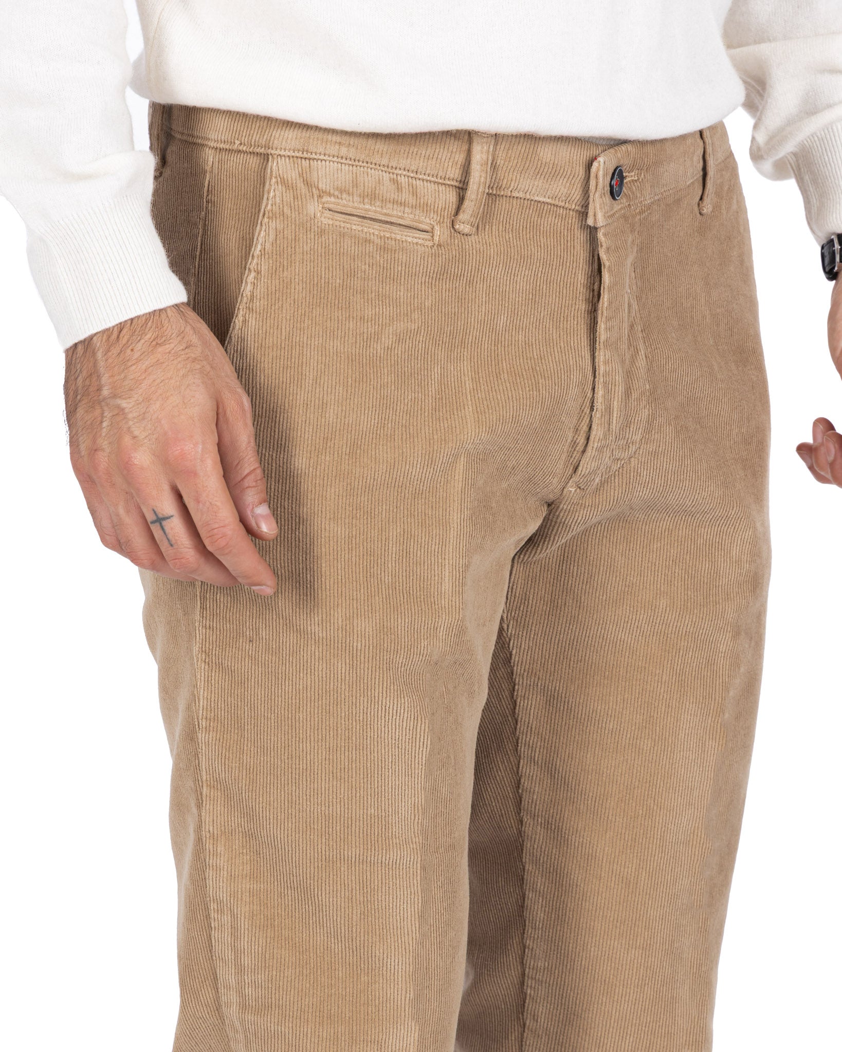 Harlan trousers in tobacco velvet