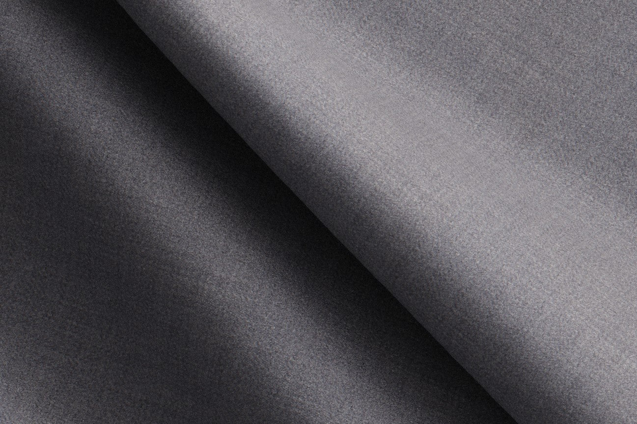 Gilet su misura lana e seta 150s grigio Caccioppoli