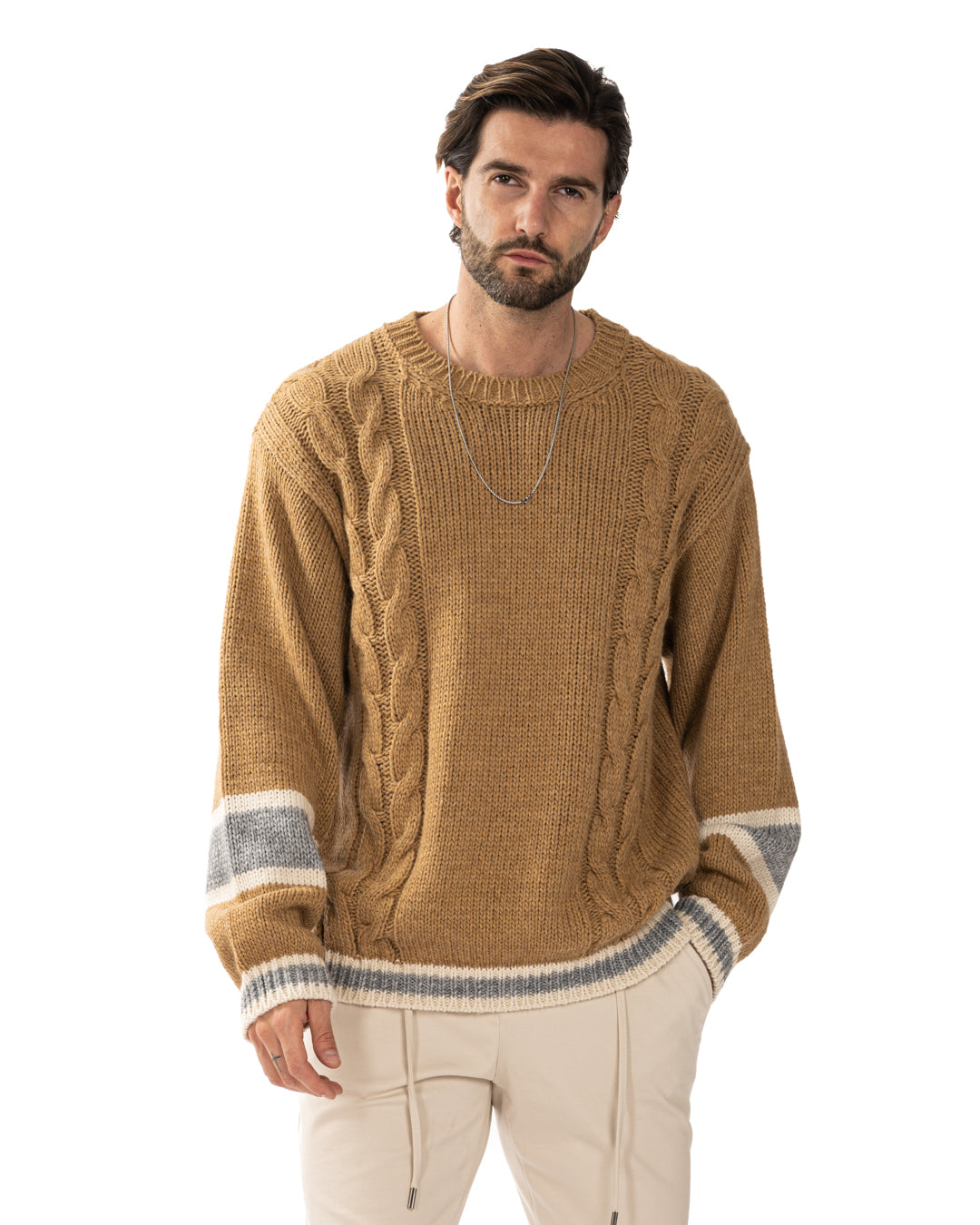 Edam - camel sweater with side braids