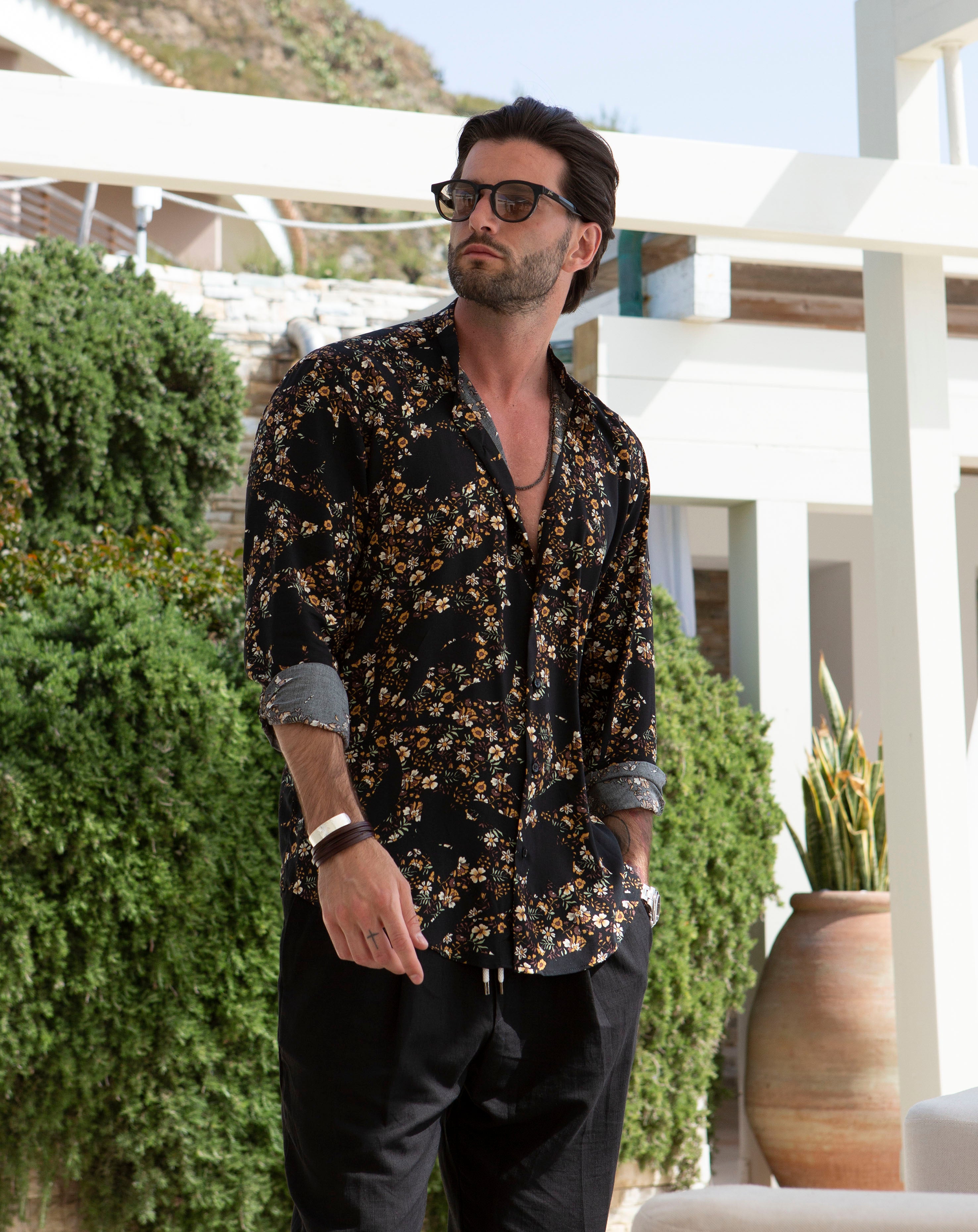 Curaçao - Chemise marron classique à motifs fleuris