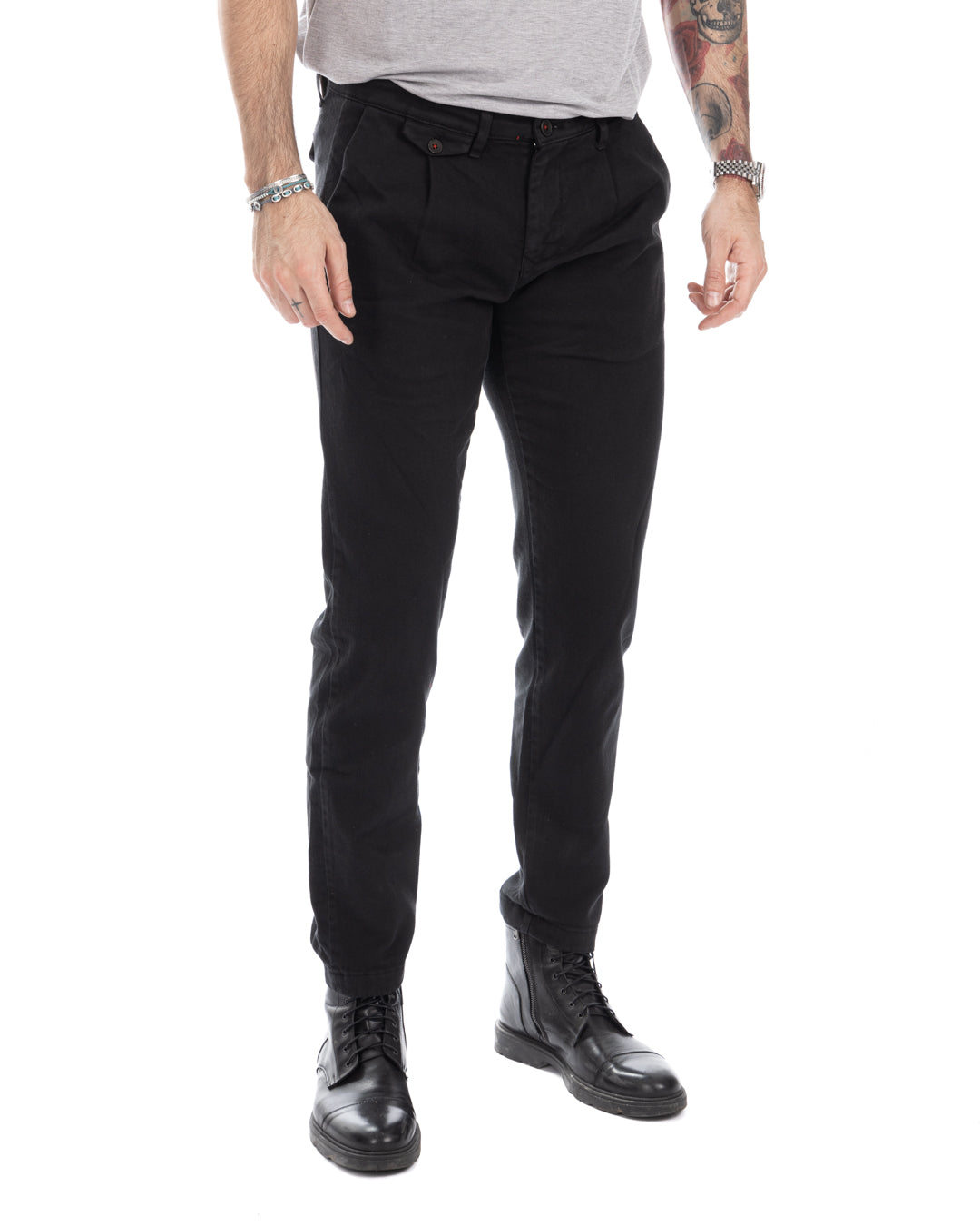 Trafalgar - black bull jeans